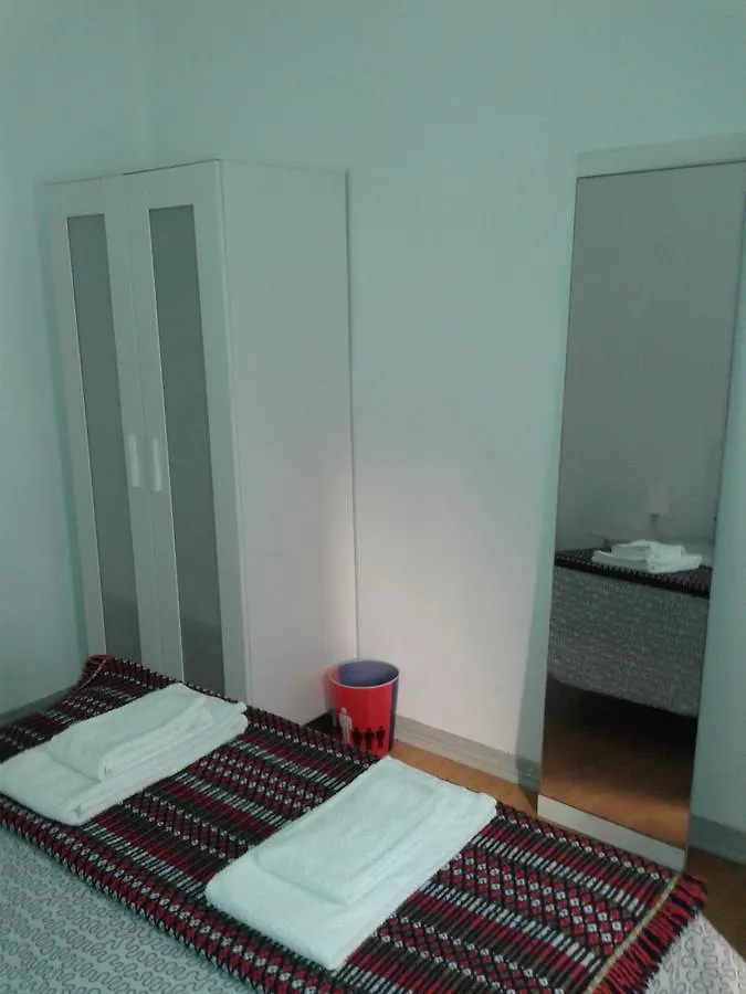 Daisy Guest House Lisbon Portugal