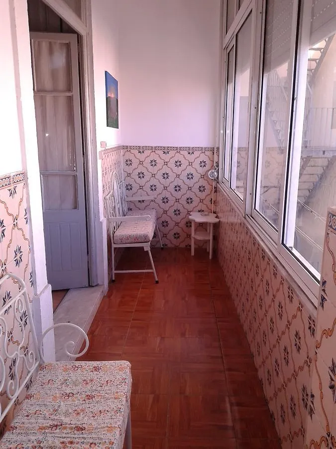 Daisy Guest House Lisbon 0*,